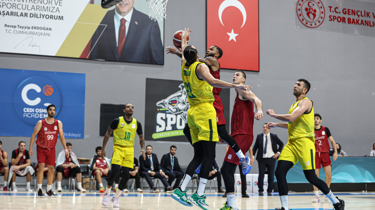 Gaziantep Basketbol deplasmanda kazandı